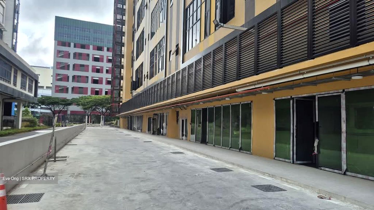 Stellar@tampines (D18), Factory #555456171
